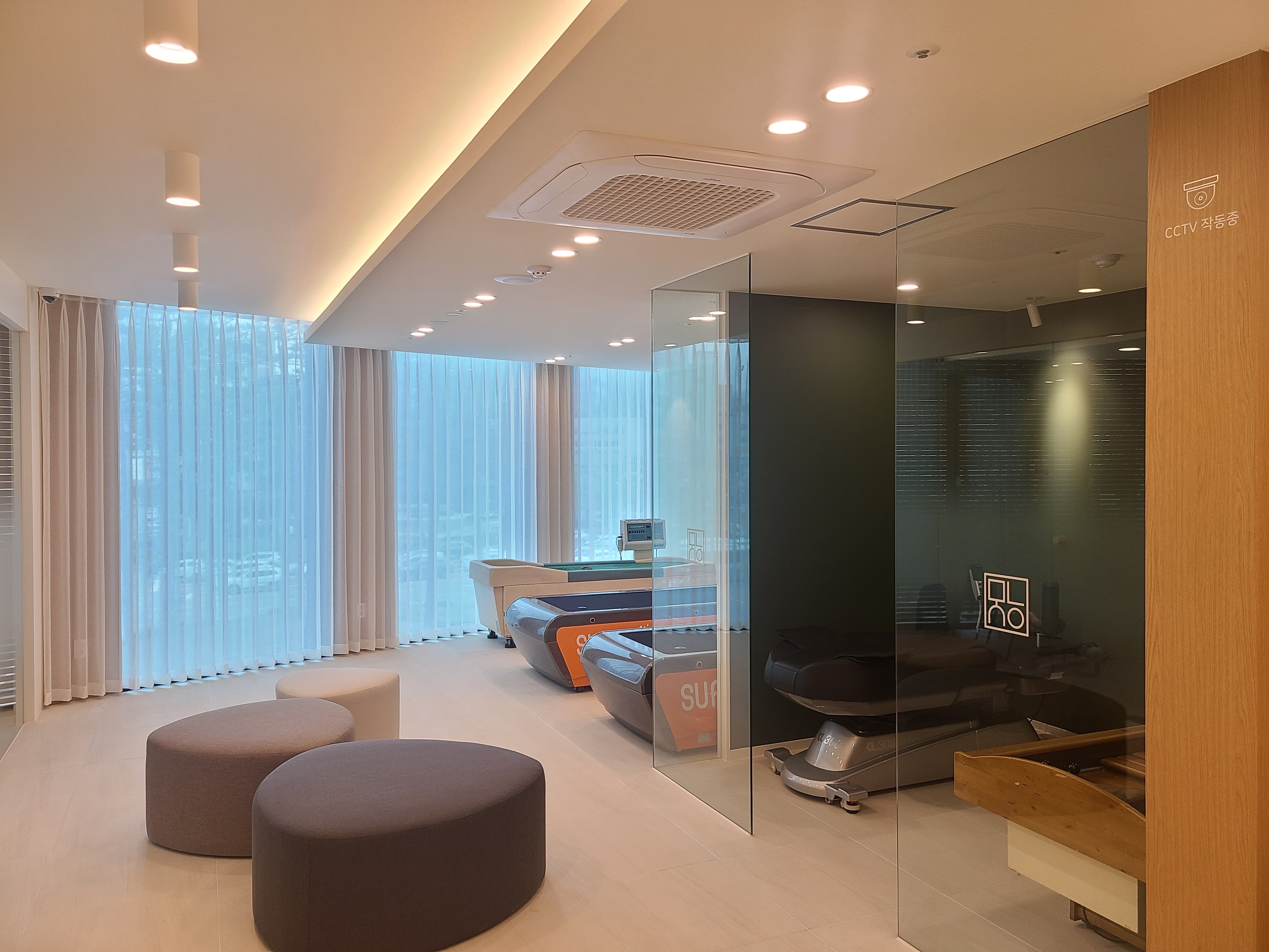 미남제일한의원 대기 공간 이미지